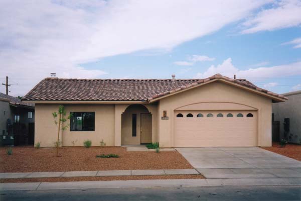 Model Saguaro, Elevation B