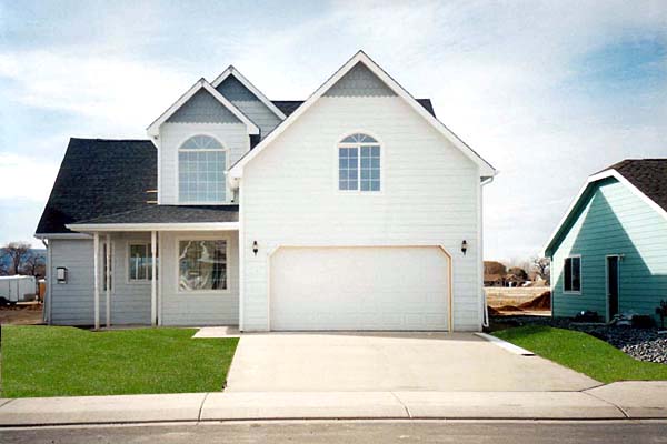 Model Reveresed Wentworth