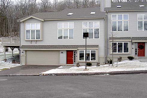 Wilton Model - Southington, Connecticut New Homes for Sale