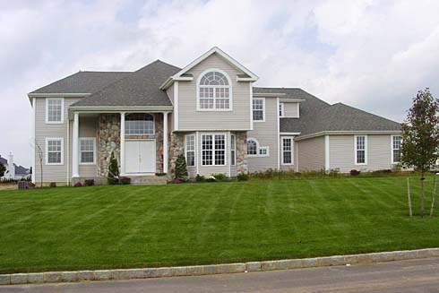 Fairfax Model - Manorhaven, New York New Homes for Sale