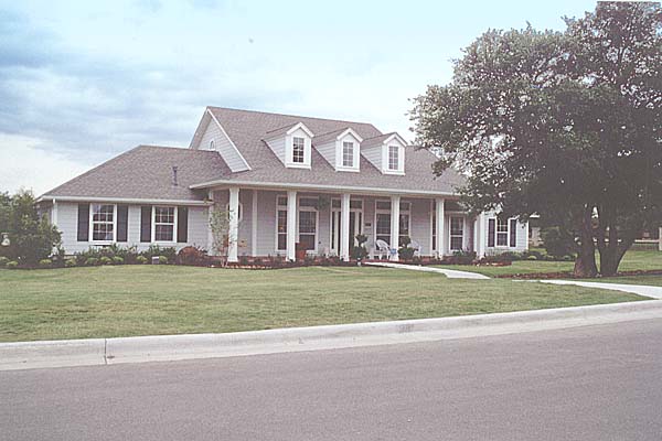 Collingsworth Model - Hurst, Texas New Homes for Sale